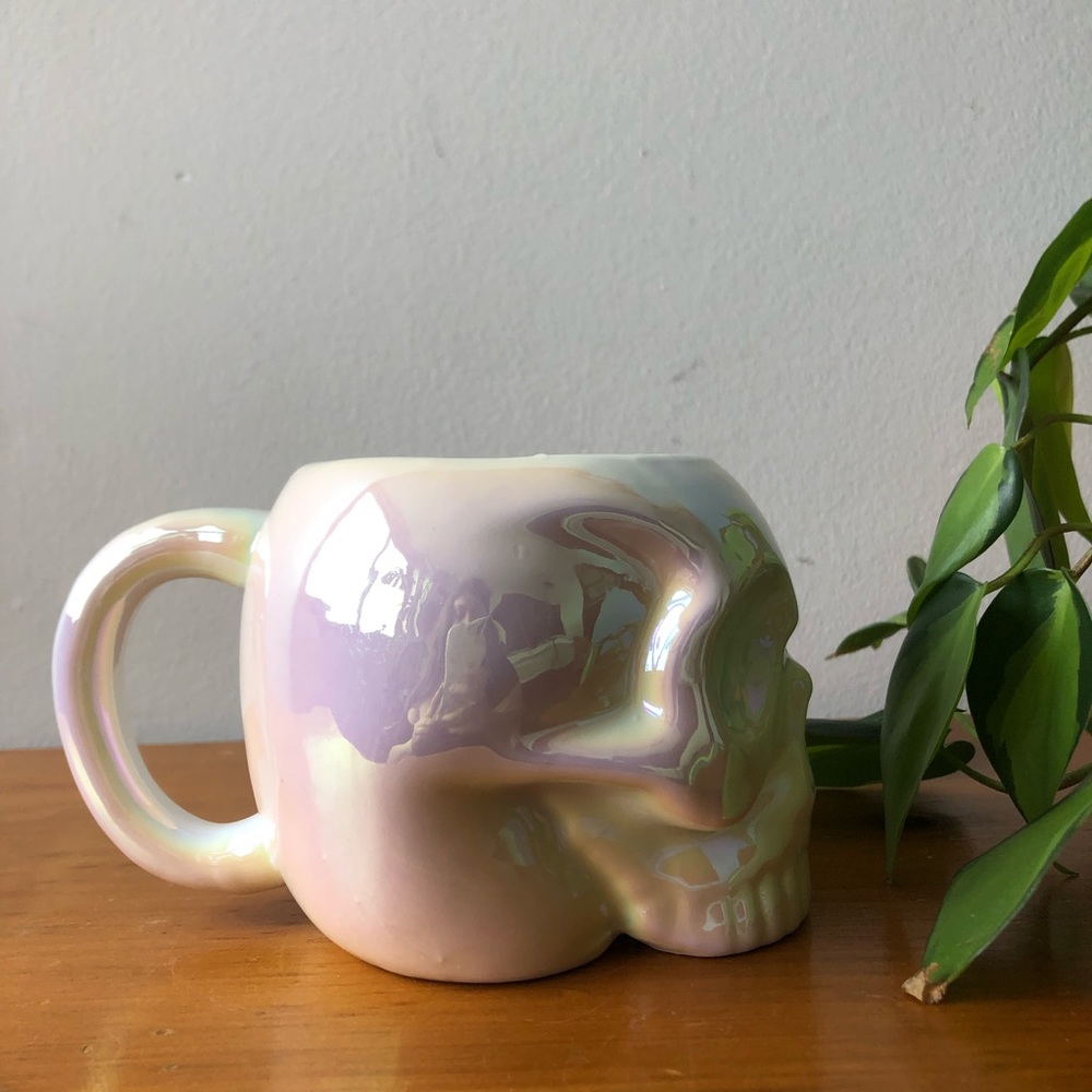 Killstar White Aura Skull Mug